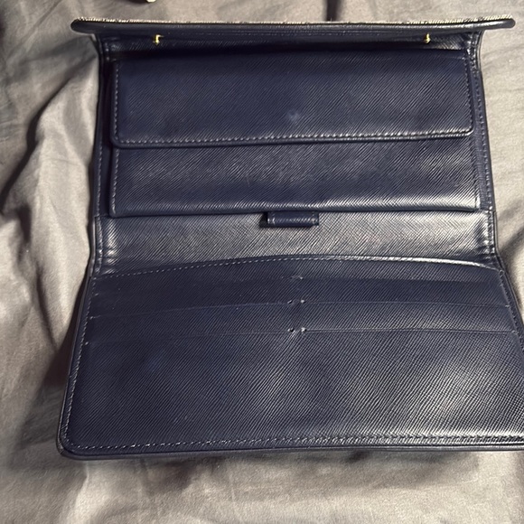 Louis Vuitton Gray and Blue Monogram Wallet - Picture 9 of 9
